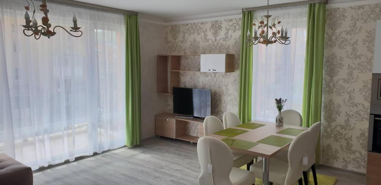 South Coast Apartments Schumen Exterior foto