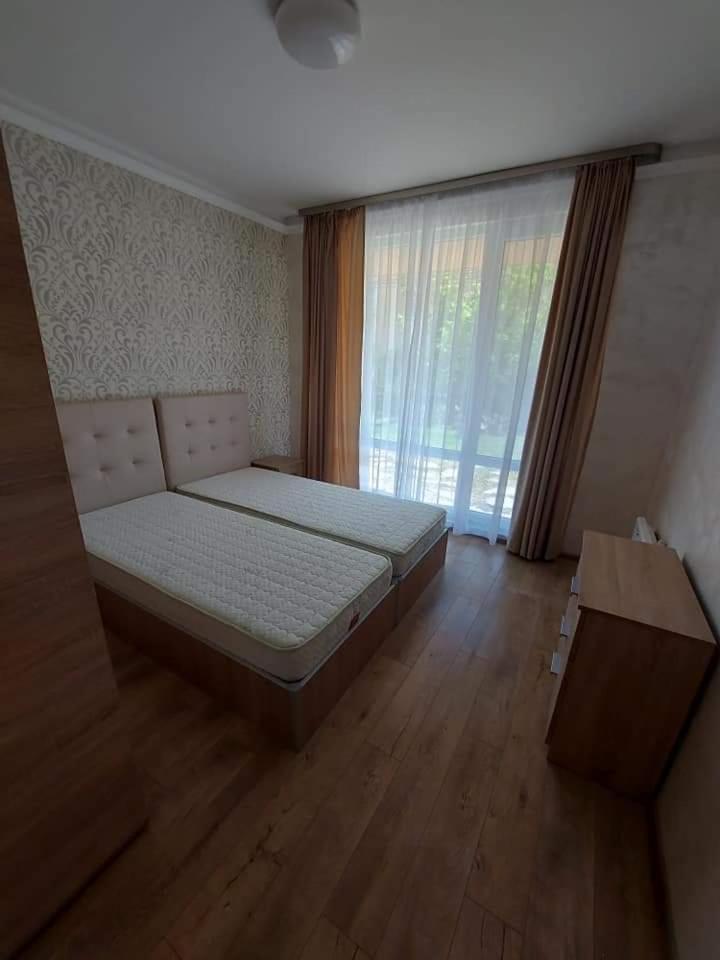 South Coast Apartments Schumen Exterior foto