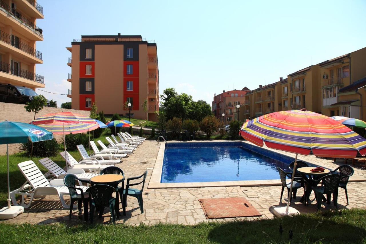 South Coast Apartments Schumen Exterior foto