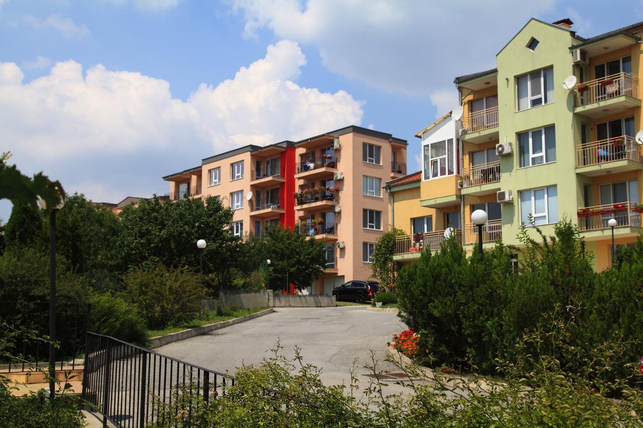 South Coast Apartments Schumen Exterior foto