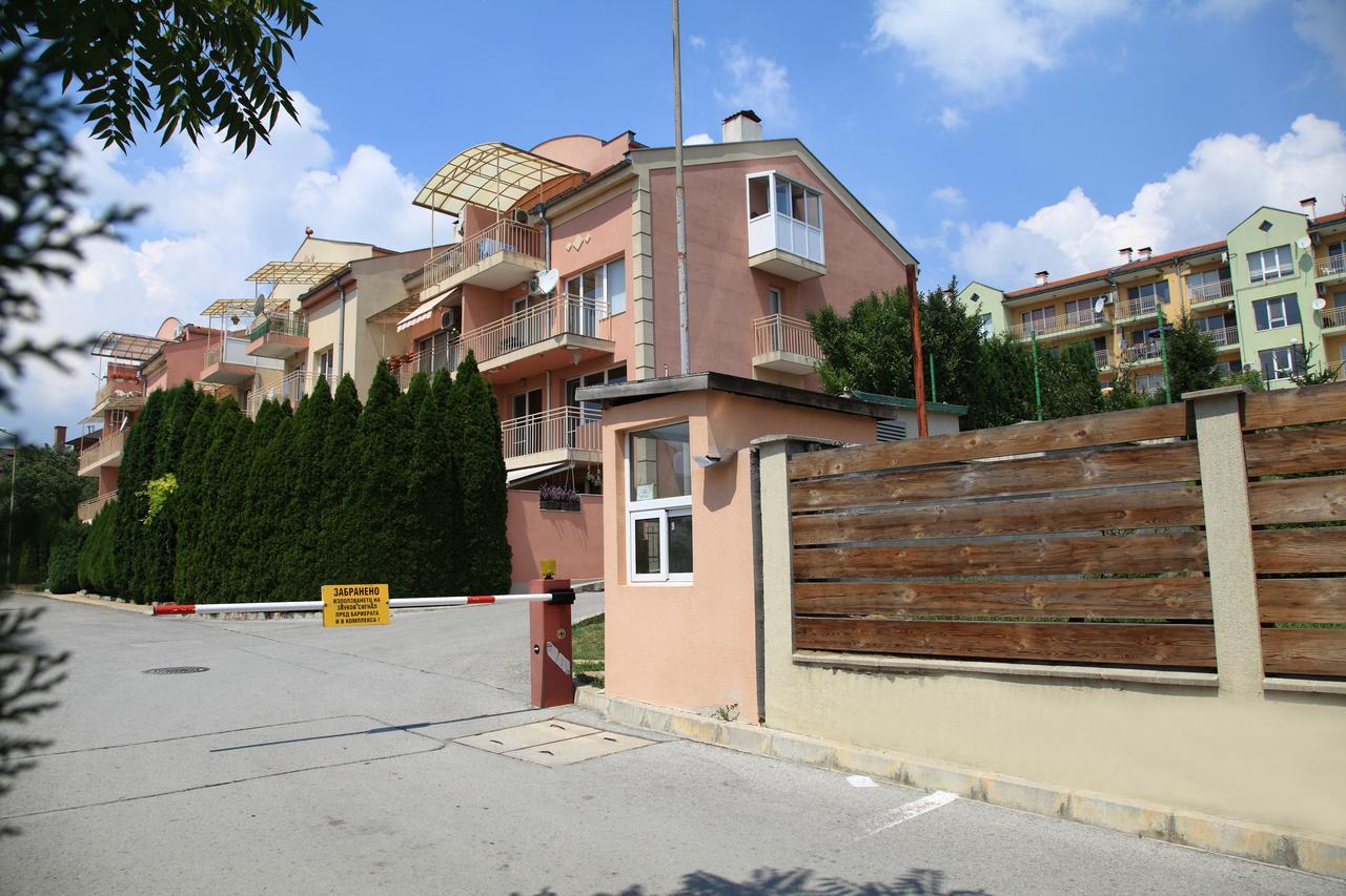 South Coast Apartments Schumen Exterior foto