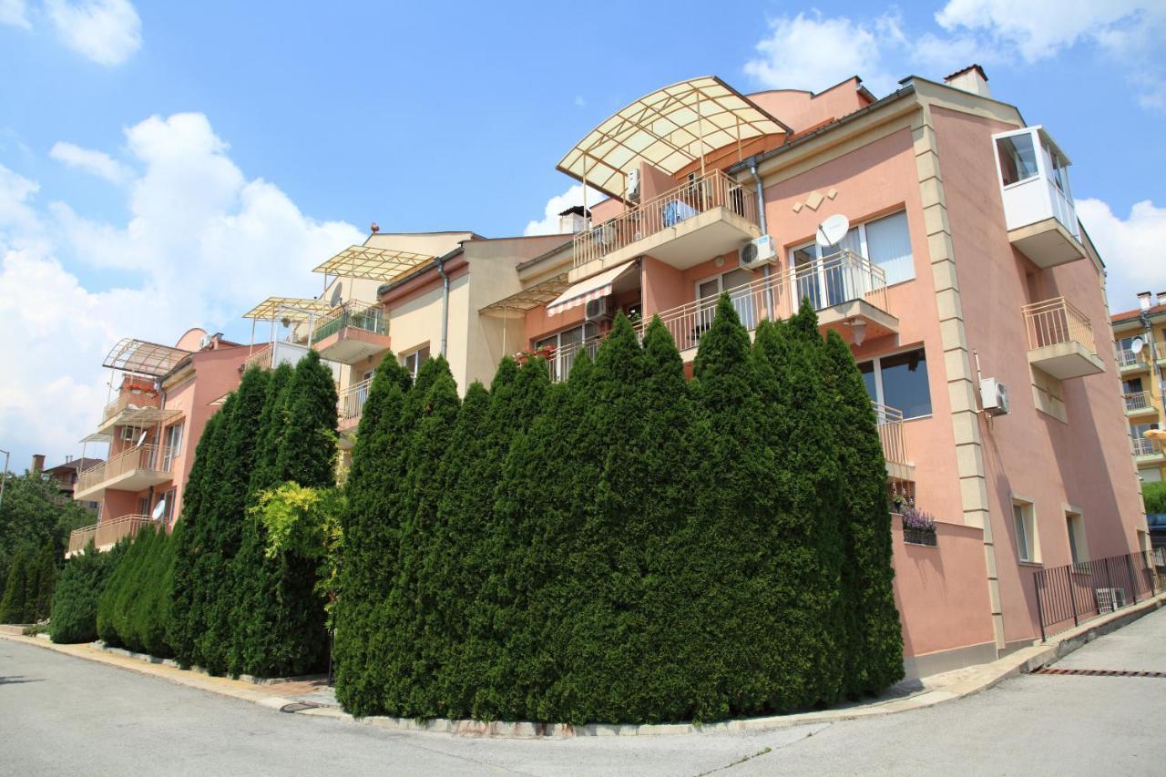 South Coast Apartments Schumen Exterior foto