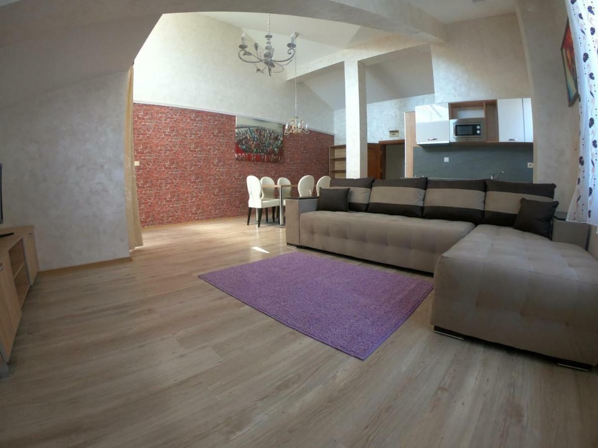 South Coast Apartments Schumen Exterior foto